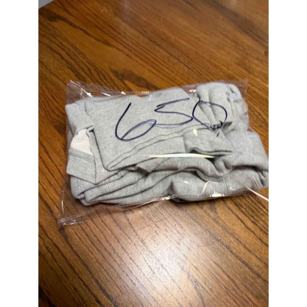 Champion Reverse Weave Sweatshirt Gray Script Logo Pullover Mens Small S - Picture 6 of 6